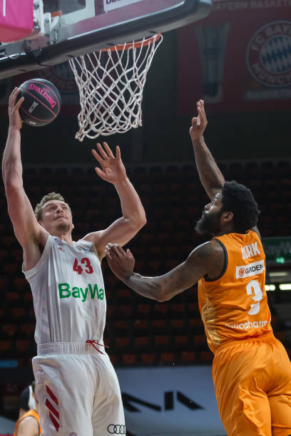 赛的第二助 赛的第二助